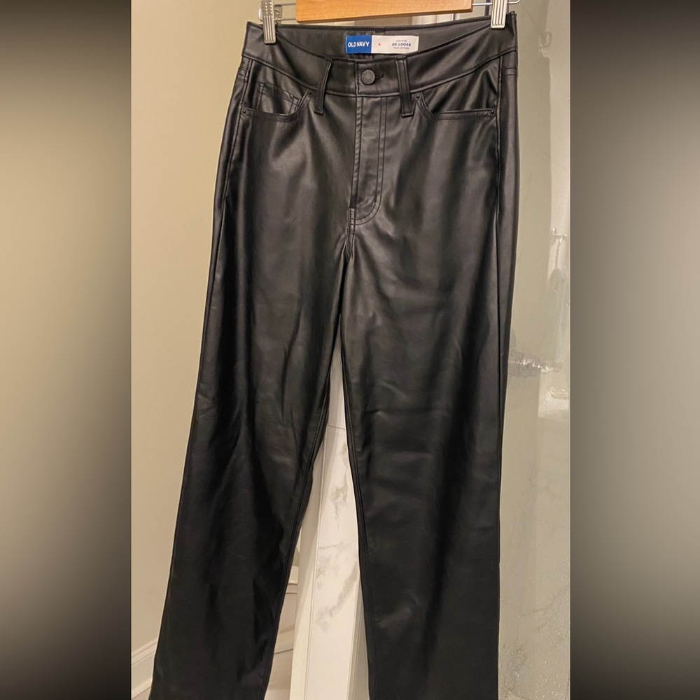 Old Navy Black Straight Leg Pants